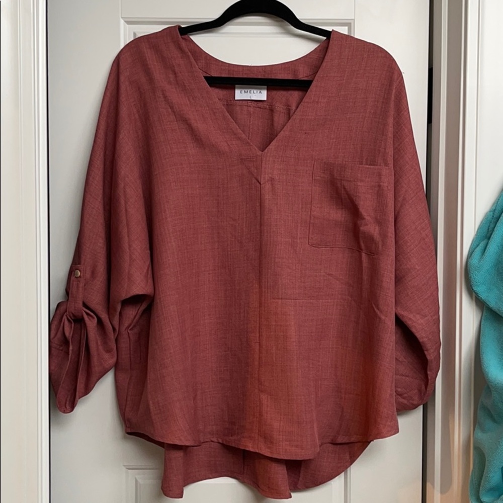 Quarter sleeve blouse